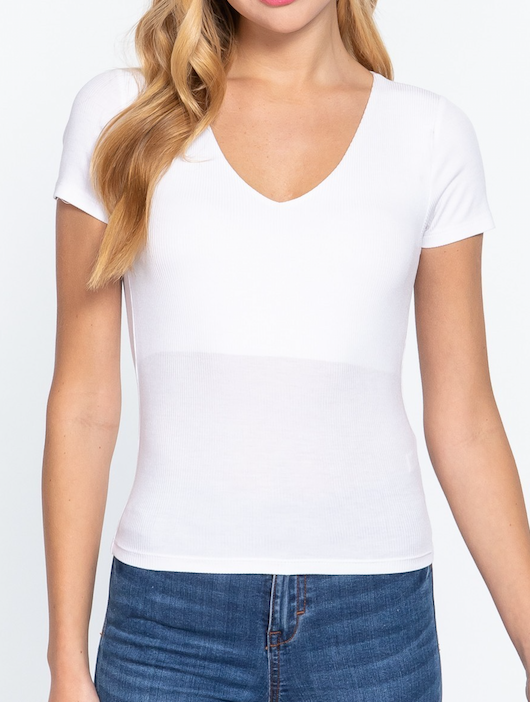 BB Mia V-Neck Tee